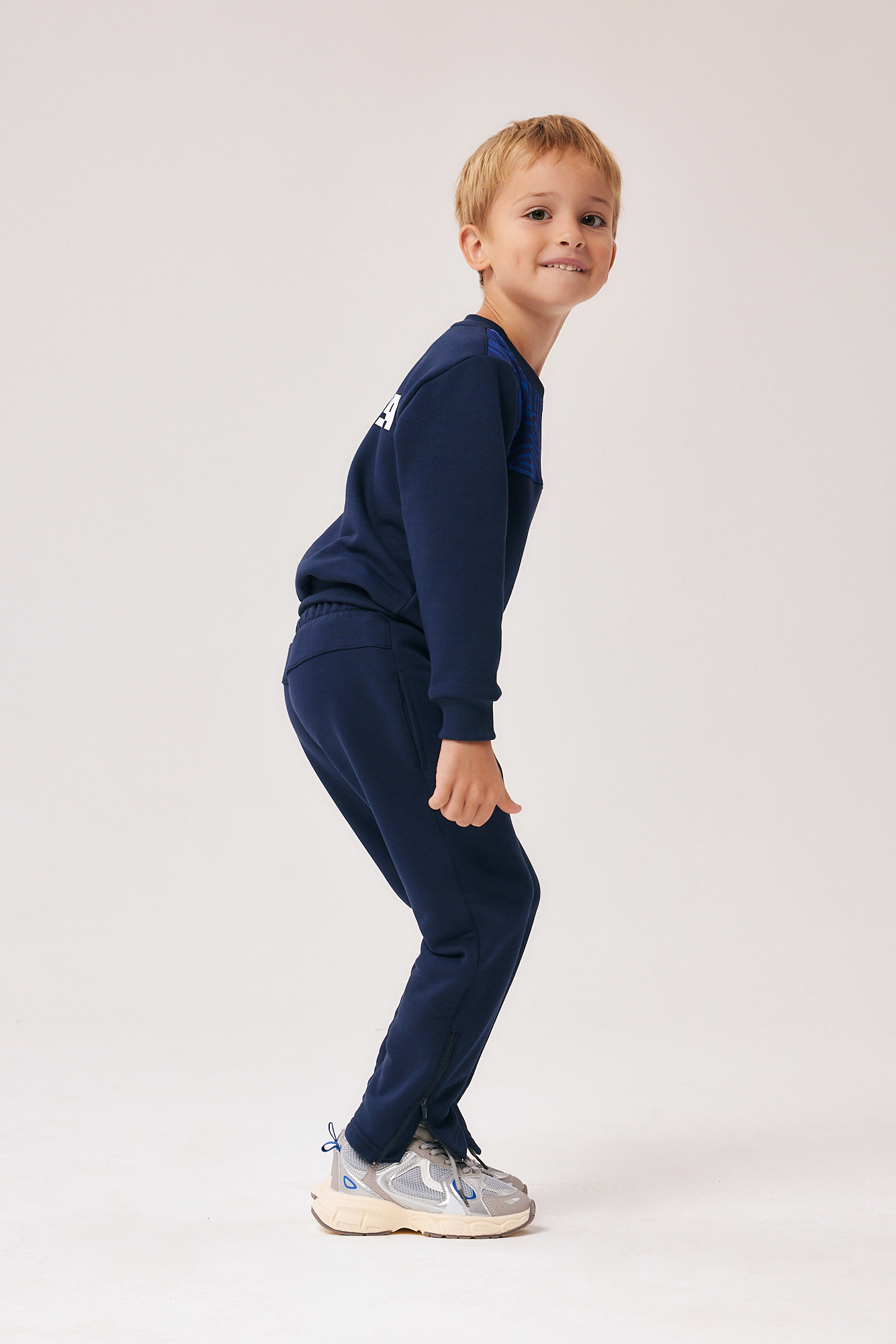 Брюки спортивные с молнией внизу для мальчика и девочки