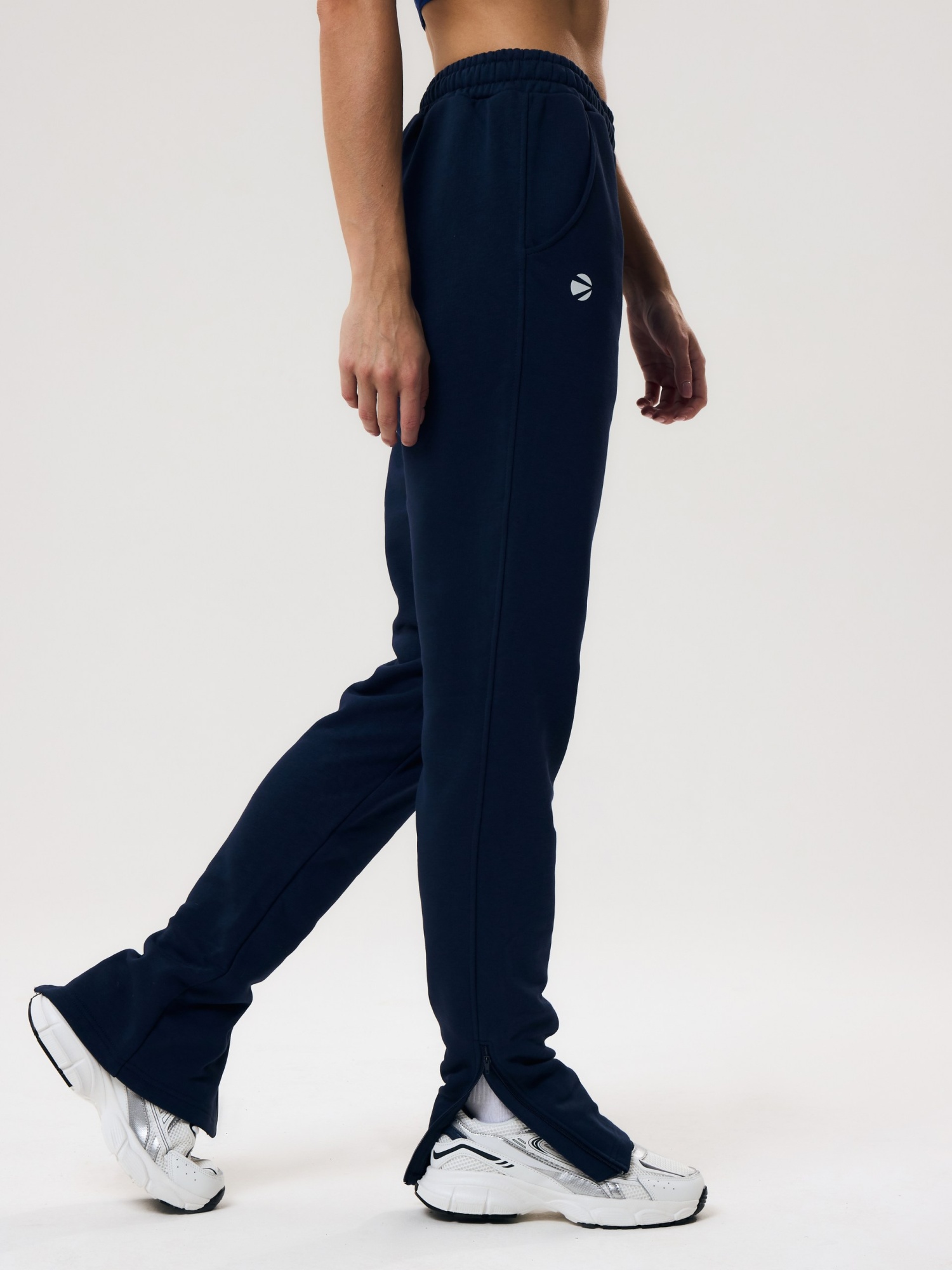 Брюки спортивные женские