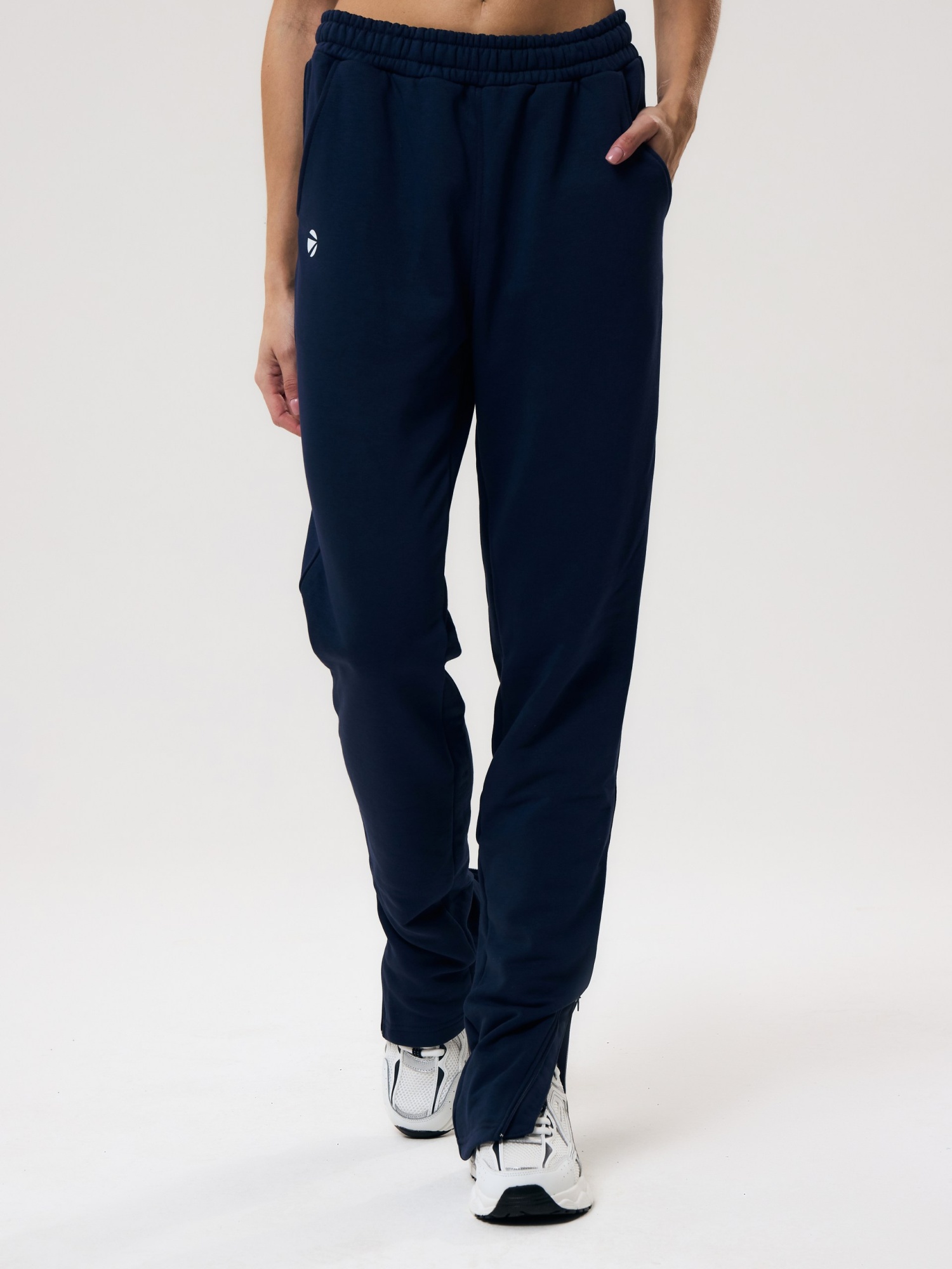 Брюки спортивные женские